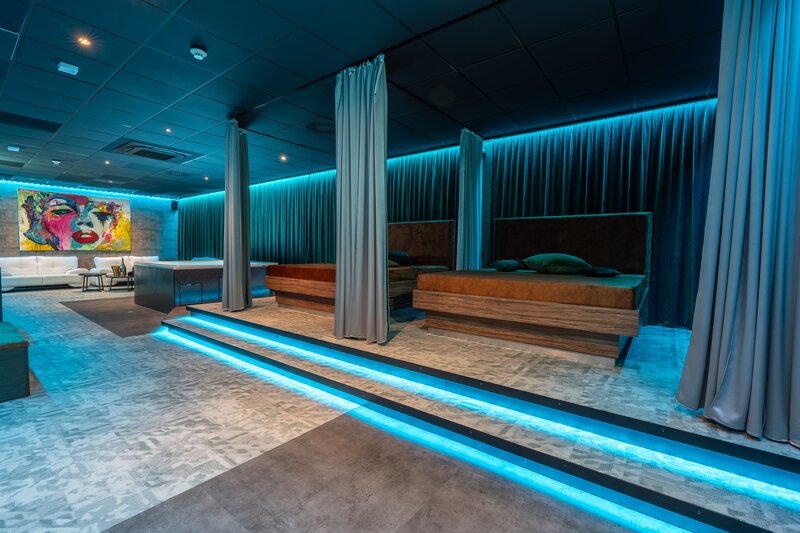 Vienna Austria Club Pangea cauta fete, castiguri mari, locatie moderna